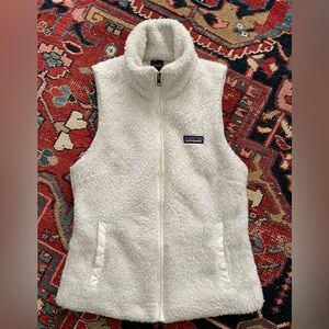 LAST CALL!! Patagonia fleece vest